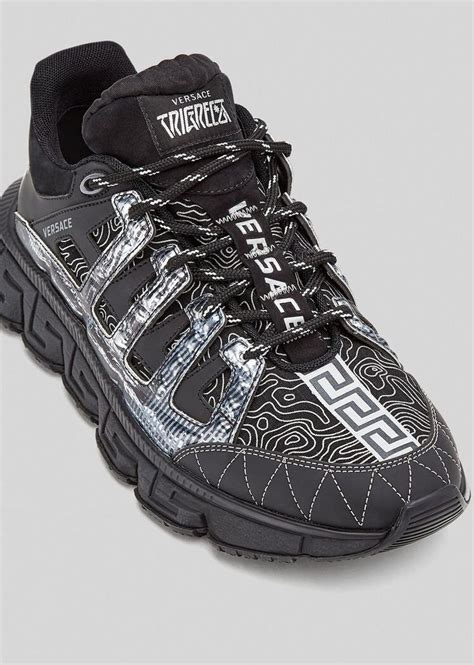 versace men trainers